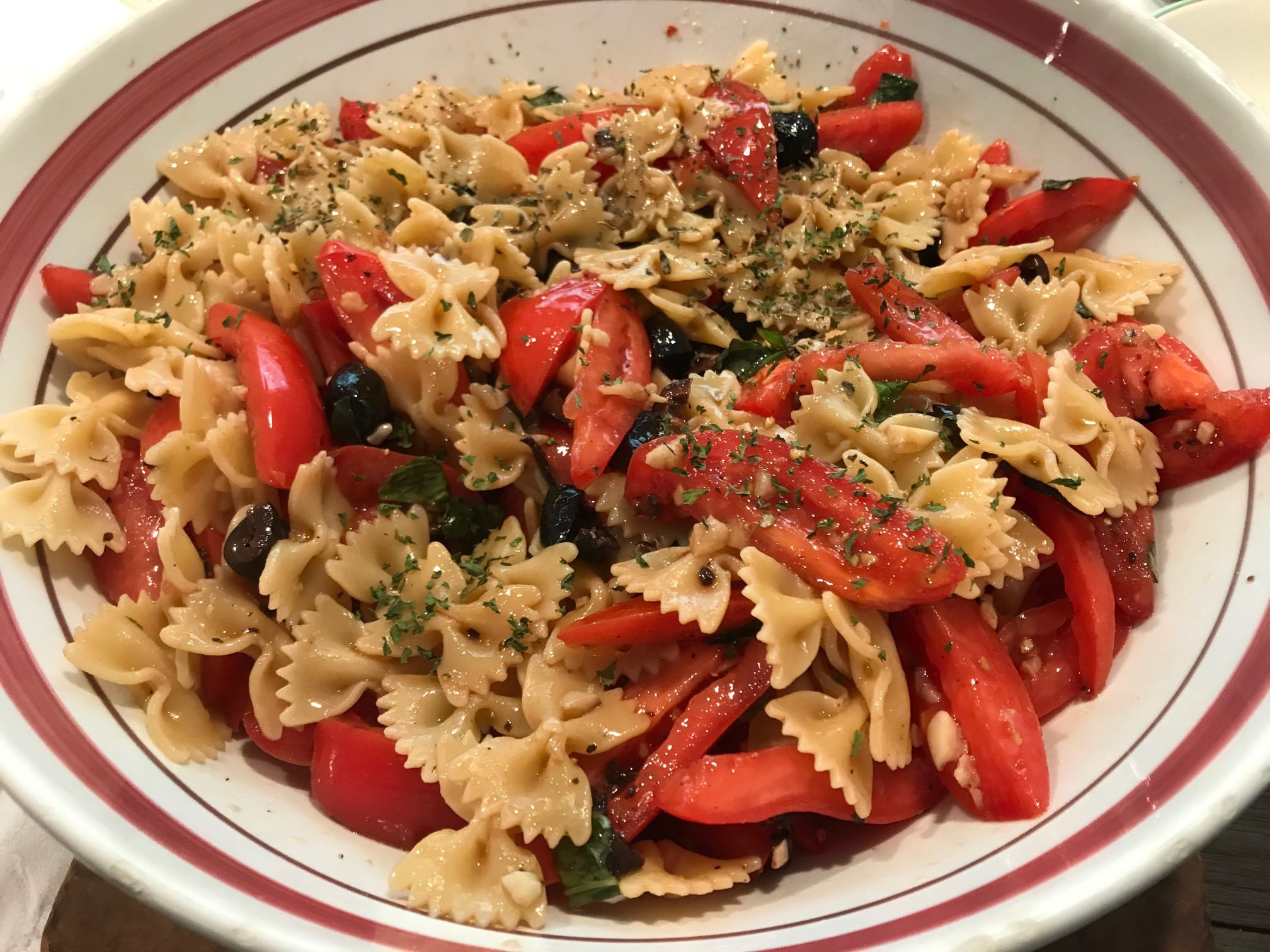 Farfalle with Uncooked Tomato Sauce