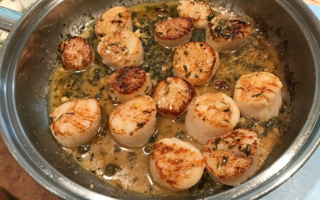 Pan-Fried Scallops in a Vermouth Sauce