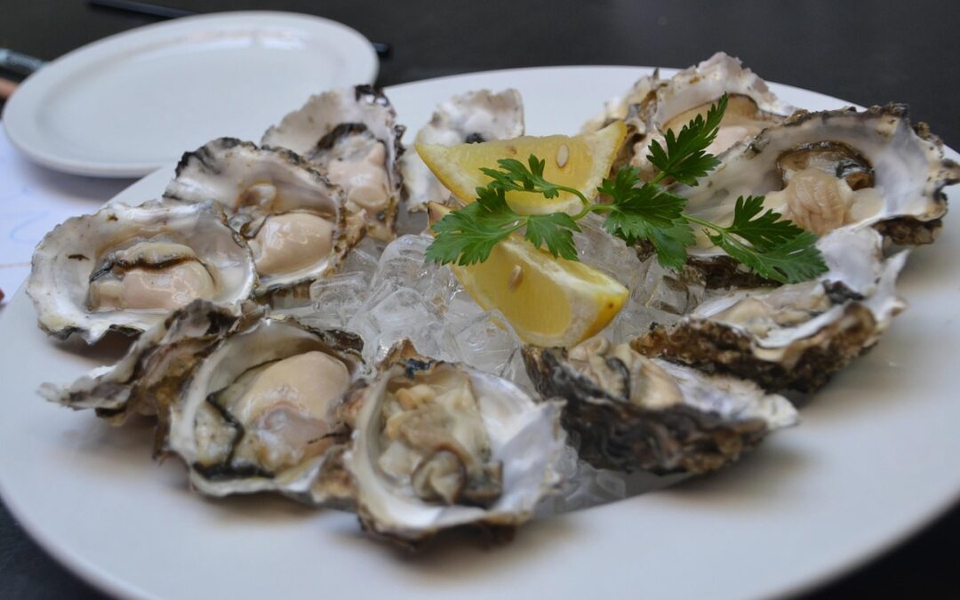 The Best Drinks To Pair With Oysters